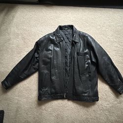 Men’s Real Leather Jacket – Size L – Black Very clean, gently used leather jacket in excellent condition.
