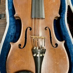 4/4 Size German Violin in Hardshell Case 