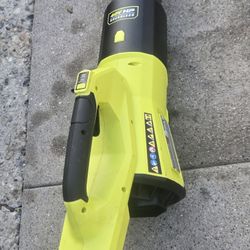 RYOBI
40V HP Brushless Whisper Series 180 MPH 800 CFM Cordless Battery Leaf Blower (Tool Only)