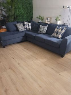 Couch 100 or best offer