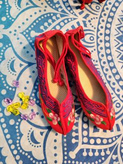 embroidery canvas women's high heels 