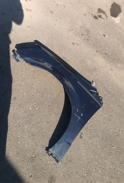 2008 Chrysler Town and Country fender