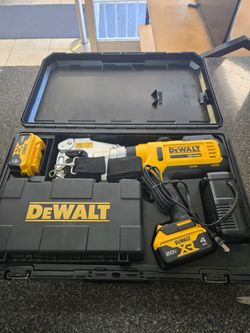 DeWalt Dieless Cable Crimping Tool(DCE350)