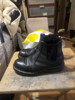 Doc Martin’s Size 10 Men