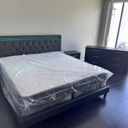 Bedroom Set - Juego De Cuarto 