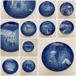 Lot of 11 Vintage B&G Bing and Grondahl Copenhagen Christmas Winter Plates Blue