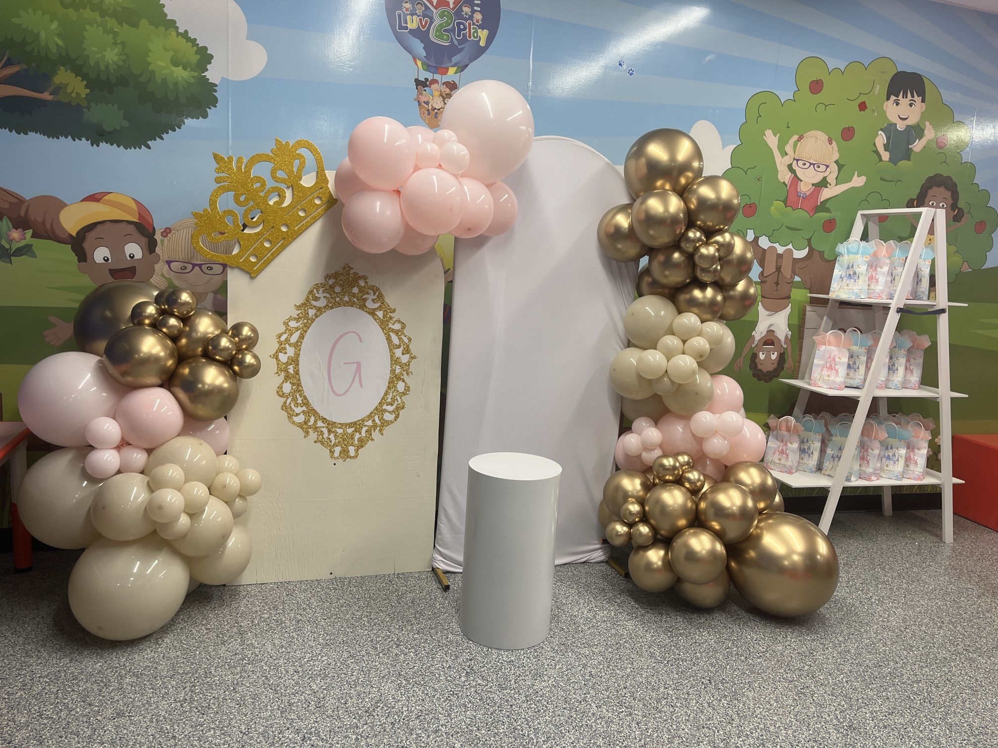 Backdrop Decor
