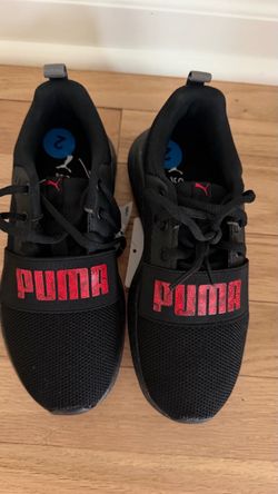 Puma gym shoes size 2