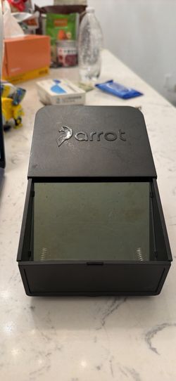 Parrot Teleprompter