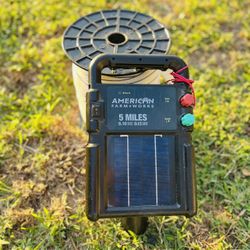 ⚡️🐴 Solar Electric Fence Kit – Charger + 490′ Polytape Roll 🐴⚡️