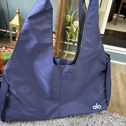 alo  Sport Bag 