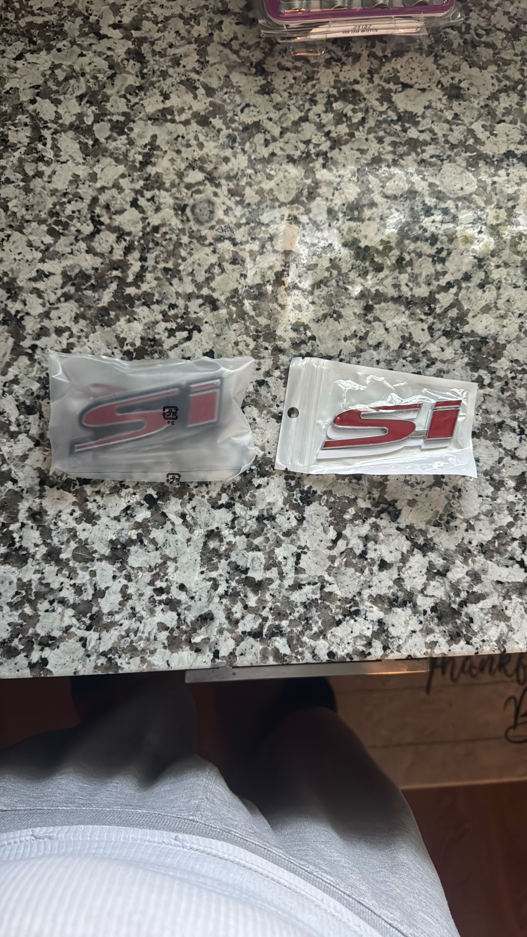 Honda Civic si Badges