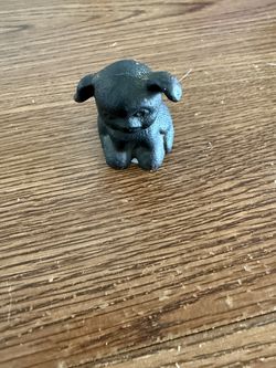 Bucki Carbon Ribbon Dog