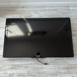 Philips Tv 40” With Wall Mount 