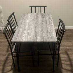 Table Dining And Chairs 
