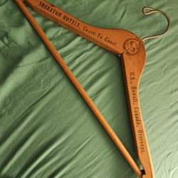 Vintage sheraton, hotel Maple woodhanger.