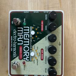 Electro-Harmonix Deluxe Memory Man Guitar Pedal