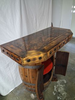 Custom Bar