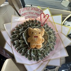 Gingerbread Hello Kitty Money Bouquet Gift Gift Set Christmas Roses Bouquet 