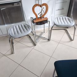 Two Chairs and Table Clear/Chrome .New!