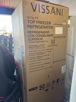 Vissani 18.0 cu. ft. Top Freezer Refrigerator