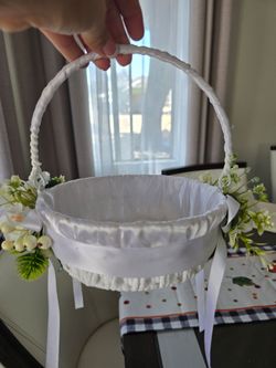 Flower girl basket