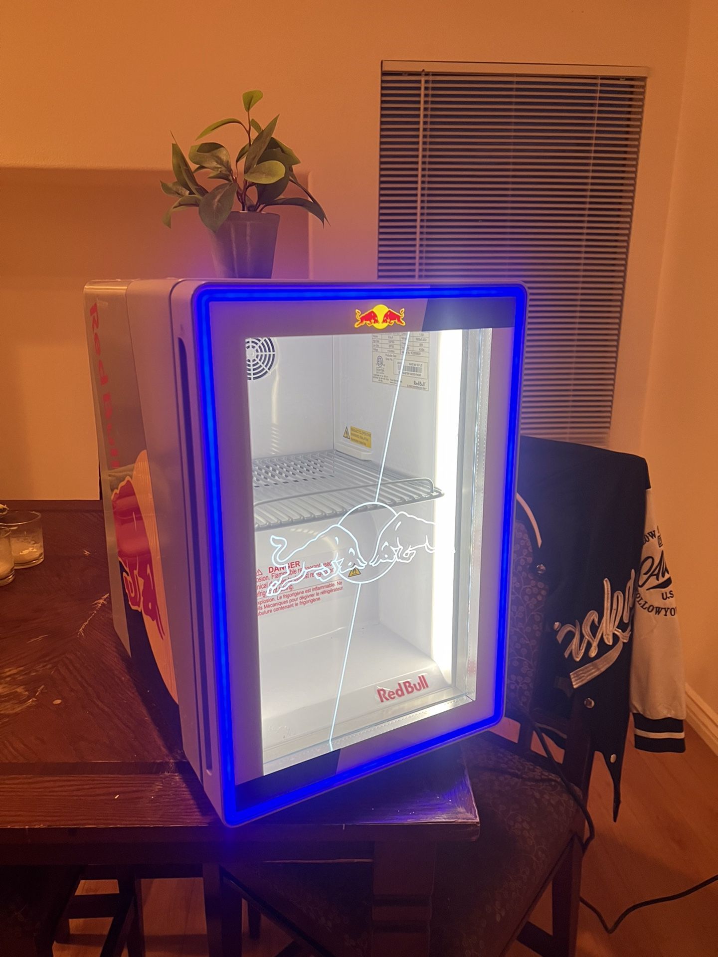 Red Bull Mini Fridge GDC ECO Medium Drink Refrigerator Cooler Logo