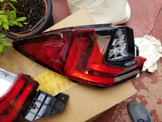OEM lexus Rx (contact info removed),rear  Tail Lights, Left And Right 