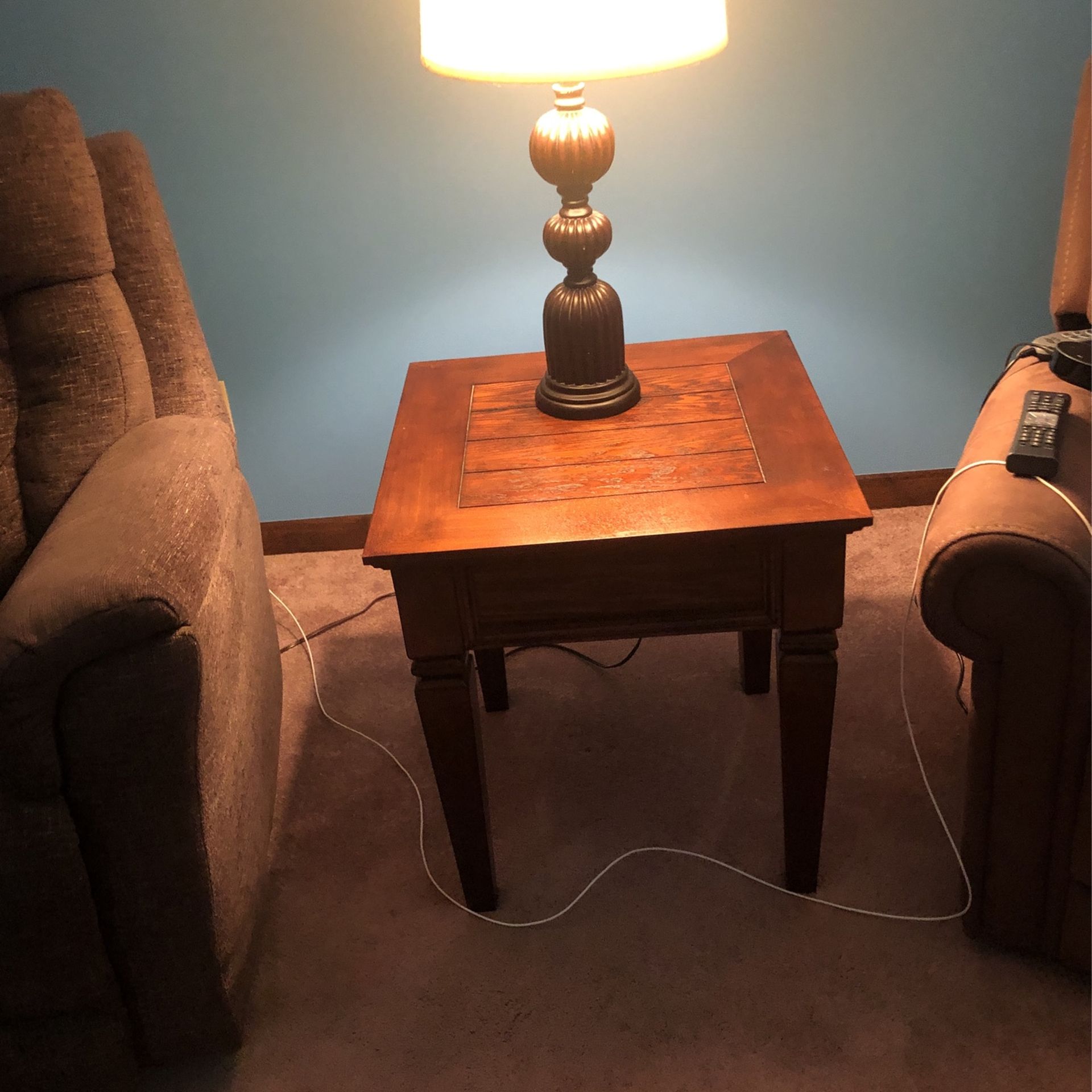 2 End Tables+ Lamp