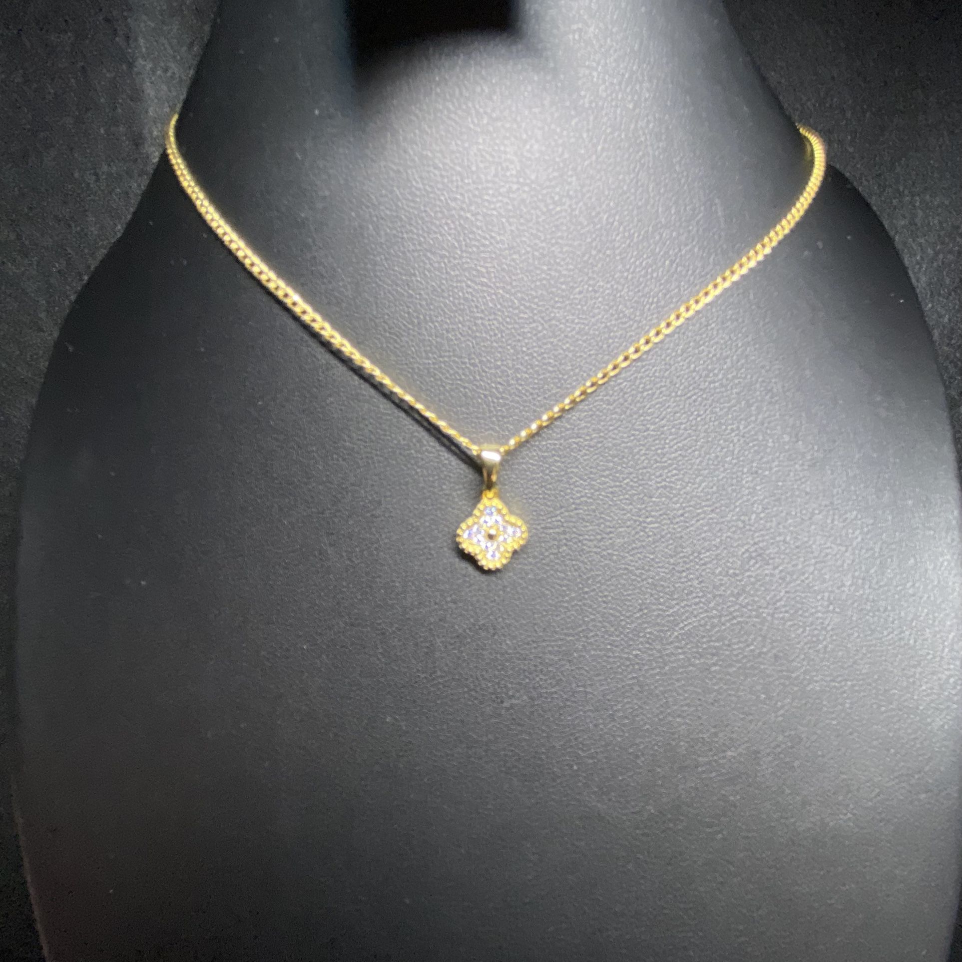 GOLD OVER SILVER MOISSANITE DIAMOND CLOVER 🍀 PENDANT
