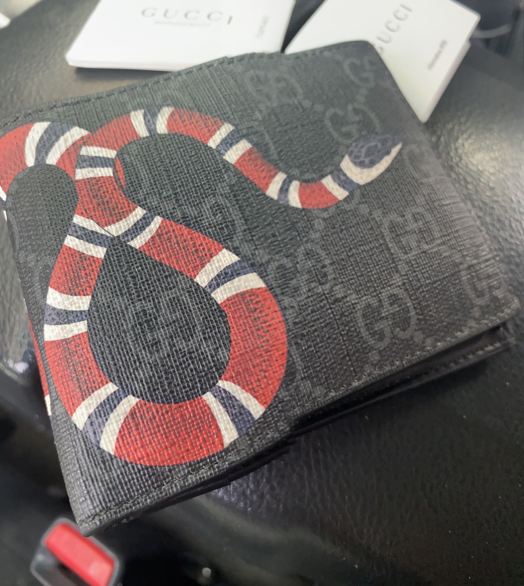 Authentic Gucci Kingsnake print GG Supreme wallet