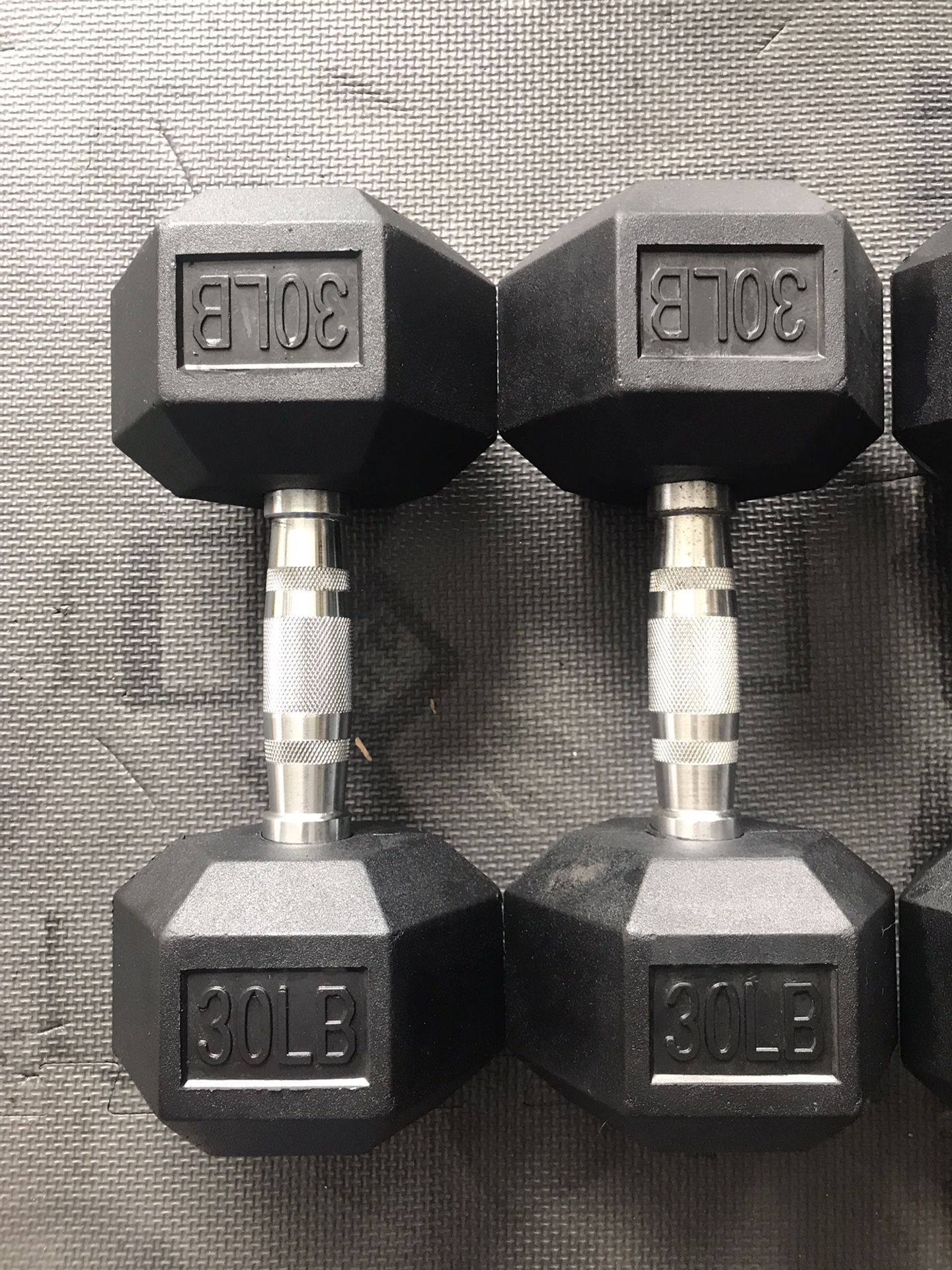 New Hex Dumbbells 💪 (2x30Lbs) for $48 Firm on Price 
