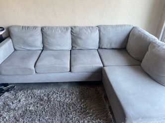 L-shape couch - Grey color - very good condition.