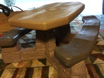 Toddler bench table