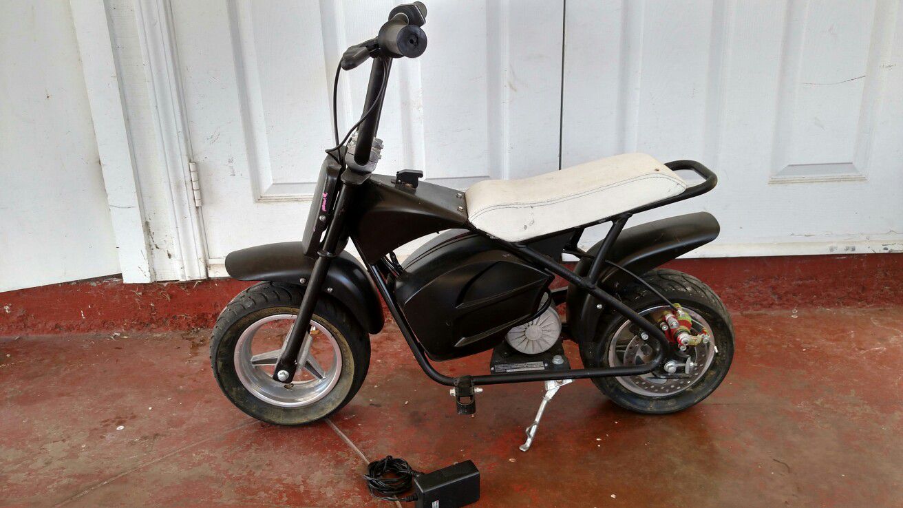 APT Power Sports Electric Scooter Youth Bike