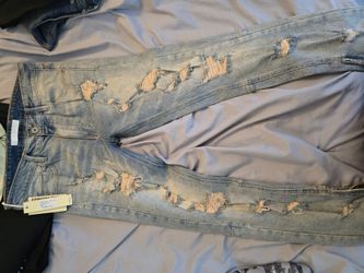 34 KDNK jean.