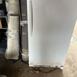 Used Frigidaire freezer engine is workers but doesn’t freeze