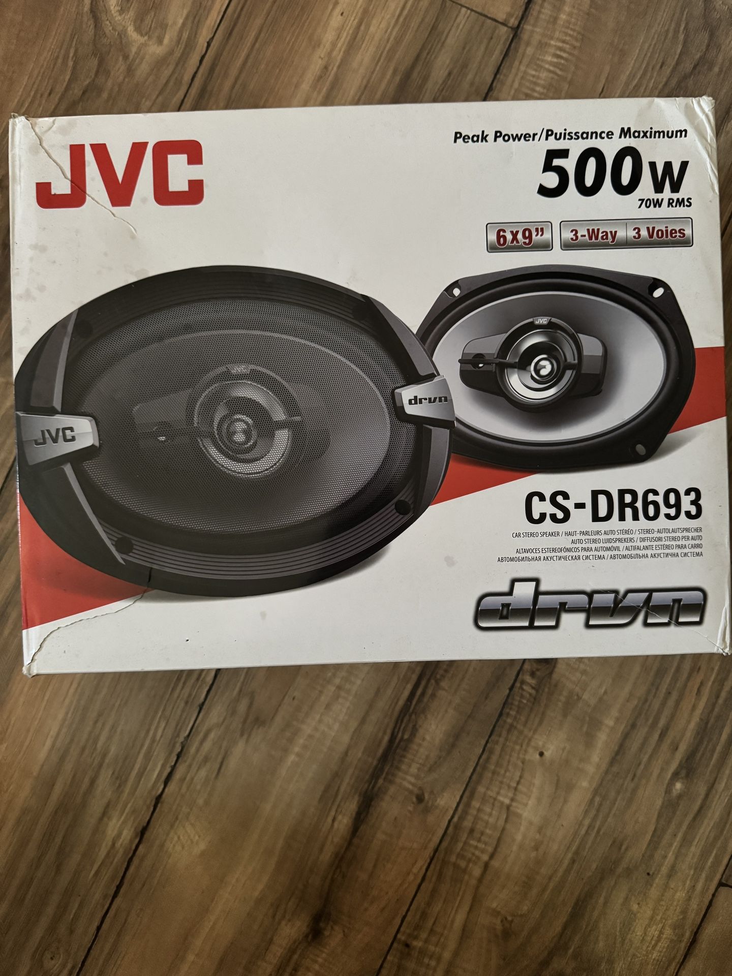 car speaker and subwoofer