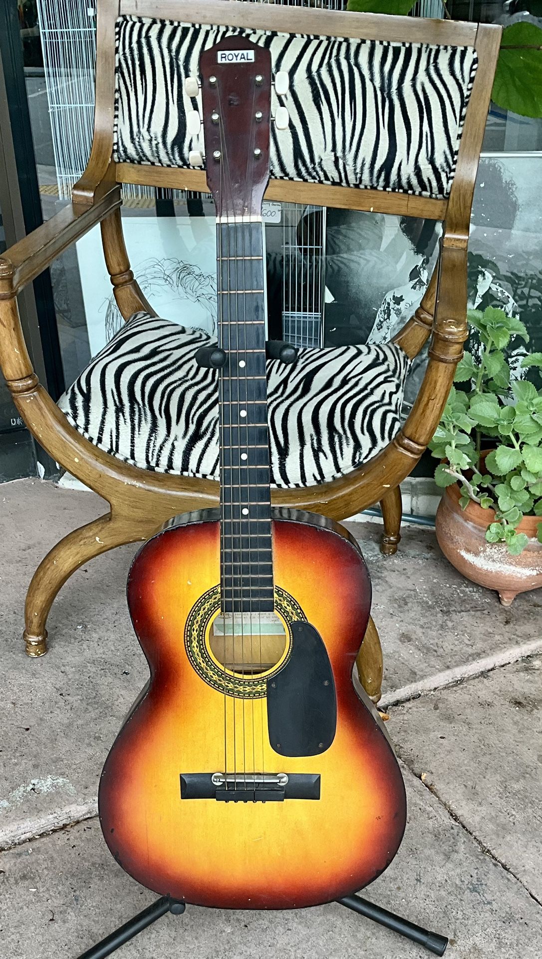 Royal Acoustic Guitar - Sunburst