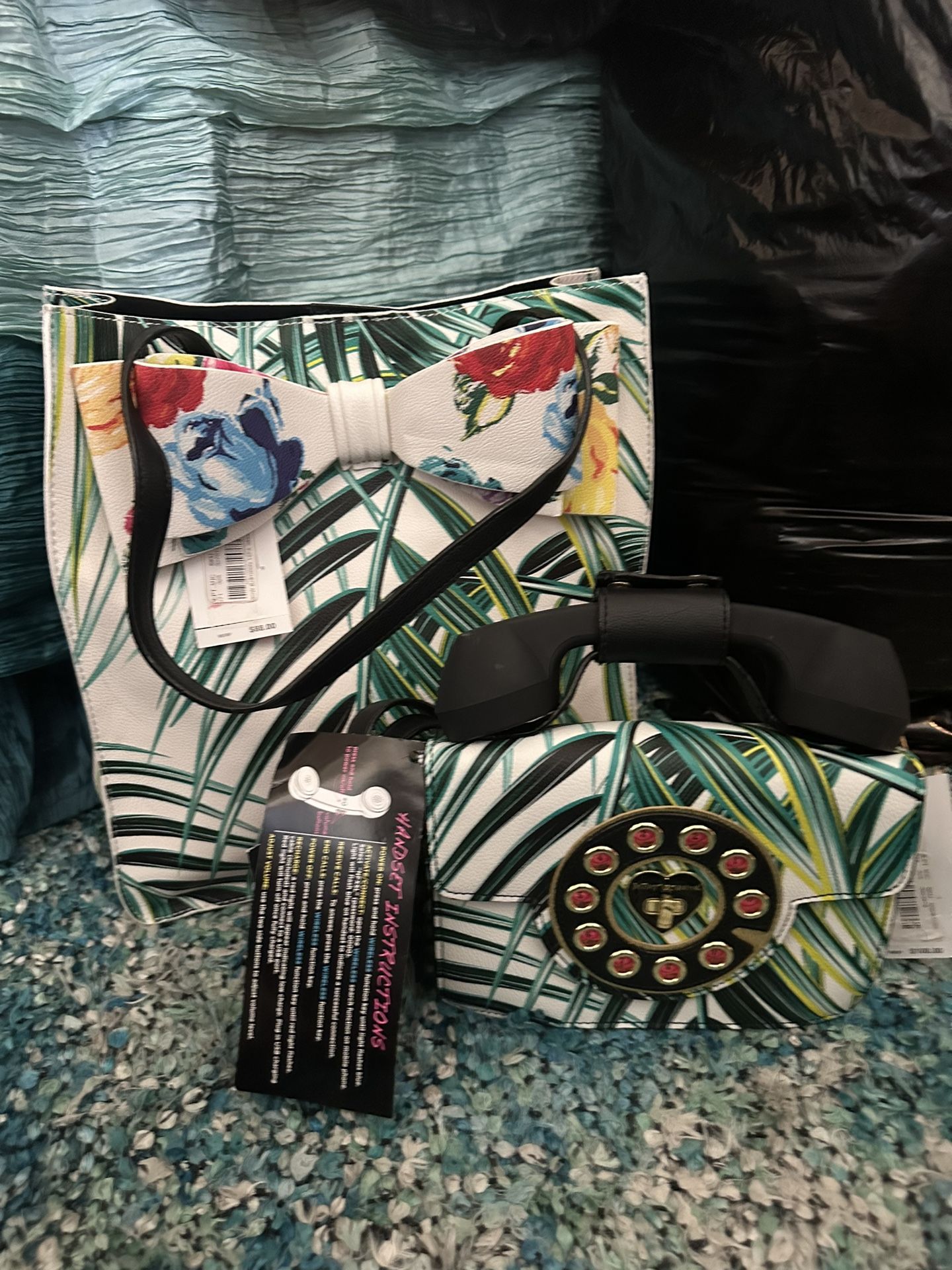 BETSEY Johnson Phone Handbag & Matching Tote