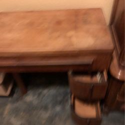 Singer Sowing Machine. 