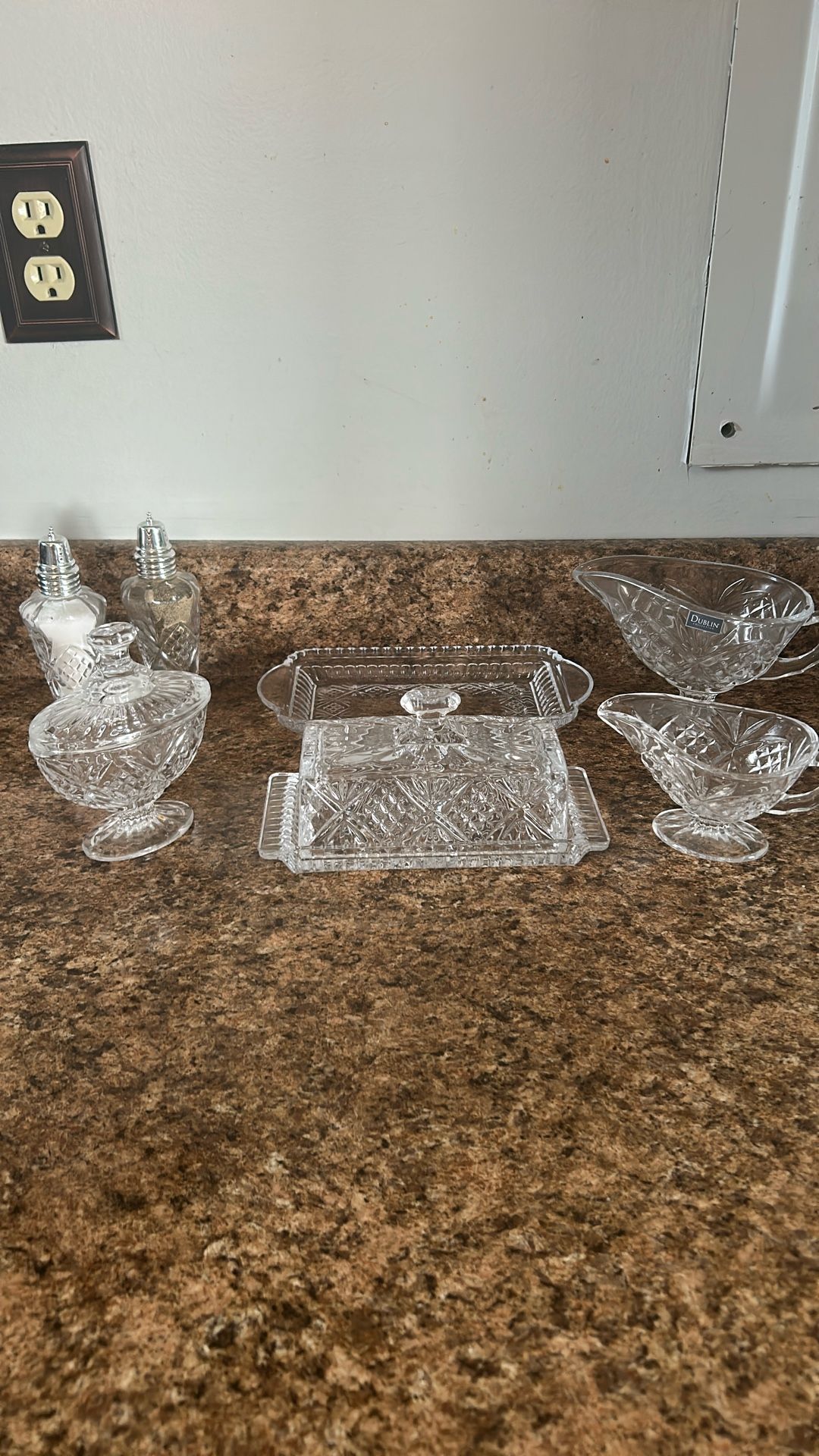 Godinger Serveware And Pitchers