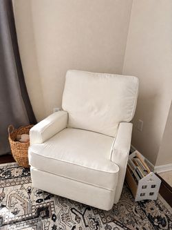 $150 - Like new 4-in-1 Recliner ($399.99)