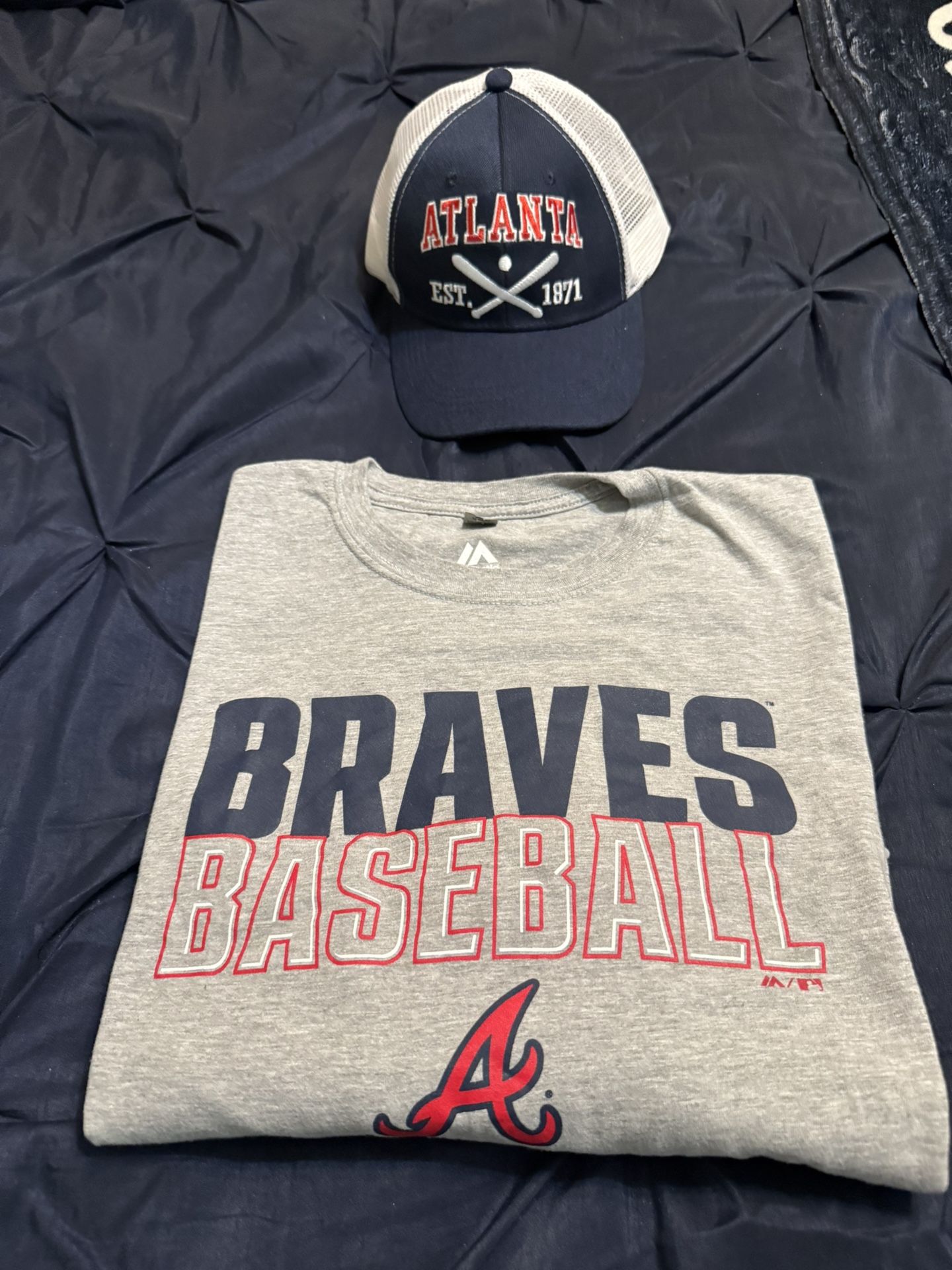Braves Cap and XXL T-shirt