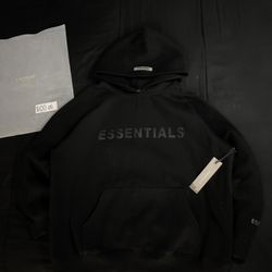 essential hoodie size L