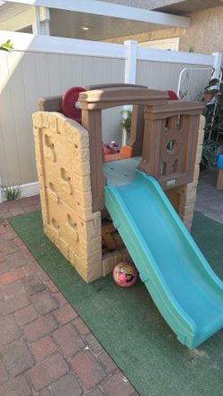 Slide, outdoor playset