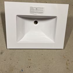 White Sink Top 