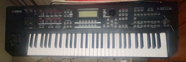 Yamaha MOX6