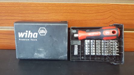 Wiha Tools Multi Bit Screwdriver 48114