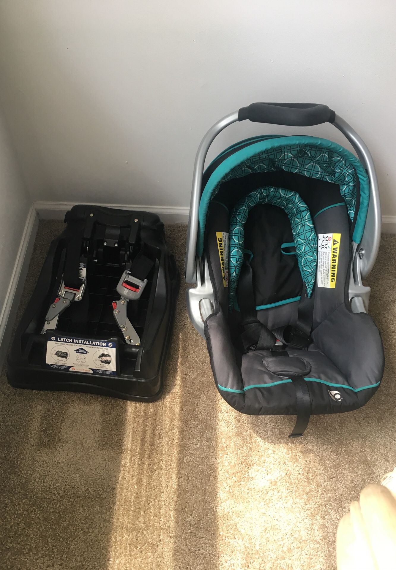Babytrend Car seat Stroller Combo
